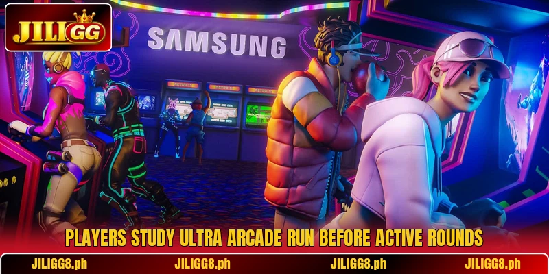 Players study Ultra Arcade Run before active rounds Players study Ultra Arcade Run before active rounds
